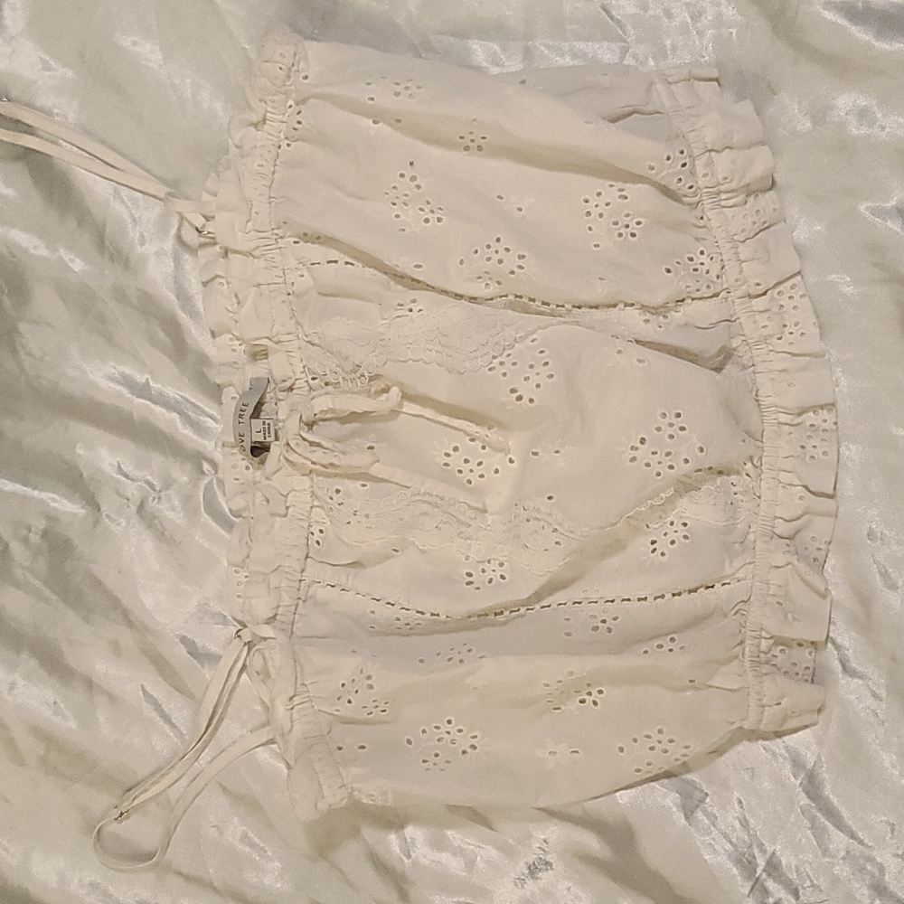 Love tree crop top